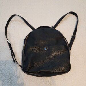 EUC.....Kate Spade Leather Backpack...Multiple Compartments!